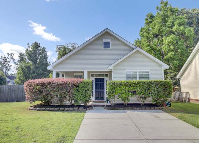 Property at 469 Hainsworth Dr, Charleston, SC 29414, 3 beds, 2 baths