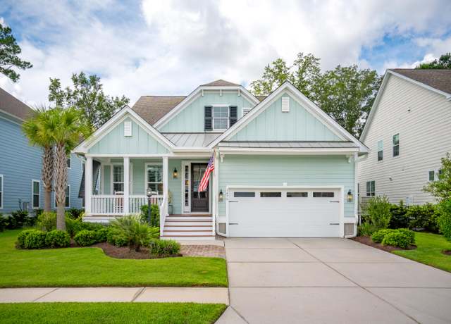 Property at 1479 Brightwood Dr, Mount Pleasant, SC 29466, 4 beds, 2.5 baths