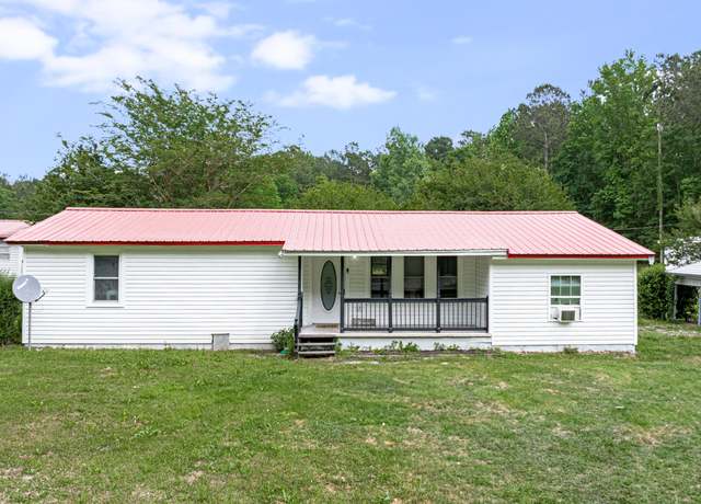 Property at 2571 Camden Rd, Holly Hill, SC 29059, 3 beds, 2 baths