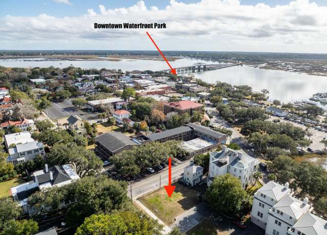 Property at 0 Craven St, Beaufort, SC 29902