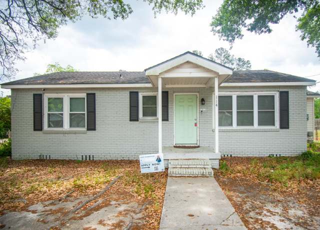 Property at 114 Groves St, Walterboro, SC 29488, 3 beds, 1 bath