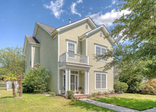 Property at 117 Blue Bonnet St, Summerville, SC 29483, 4 beds, 3.5 baths