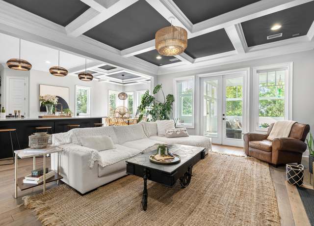 Property at 575 Lynne Ave, Charleston, SC 29412, 5 beds, 3.5 baths