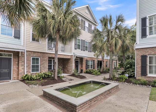 Property at 656 Coleman Blvd #703, Mount Pleasant, SC 29464, 4 beds, 3.5 baths
