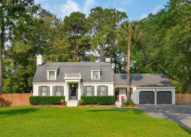 Property at 1446 Burningtree Rd, Charleston, SC 29412, 4 beds, 3 baths