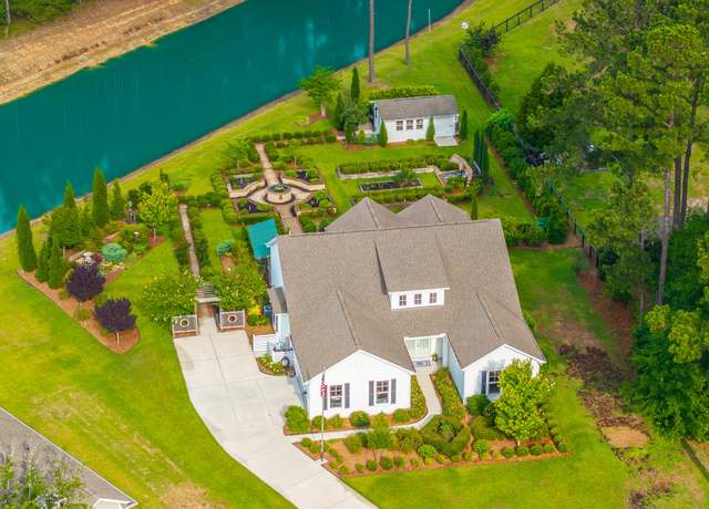 Property at 225 Camber Rd, Huger, SC 29450, 3 beds, 2.5 baths