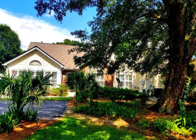 Property at 114 Ashley Villa Cir Unit B, Charleston, SC 29414, 3 beds, 2 baths