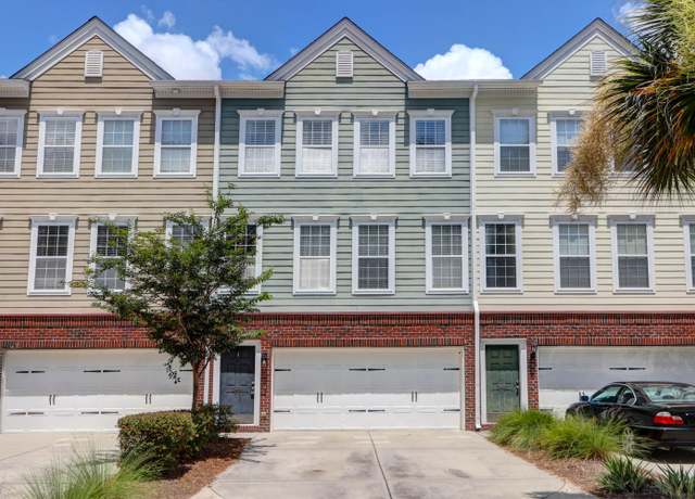 Property at 3456 Claremont St, Mount Pleasant, SC 29466, 4 beds, 3.5 baths
