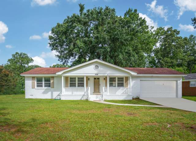 Property at 2058 Bishop Dr, Charleston, SC 29414, 3 beds, 2 baths