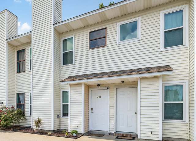 Property at 201 Pine Shadow Dr, Goose Creek, SC 29445, 2 beds, 2.5 baths