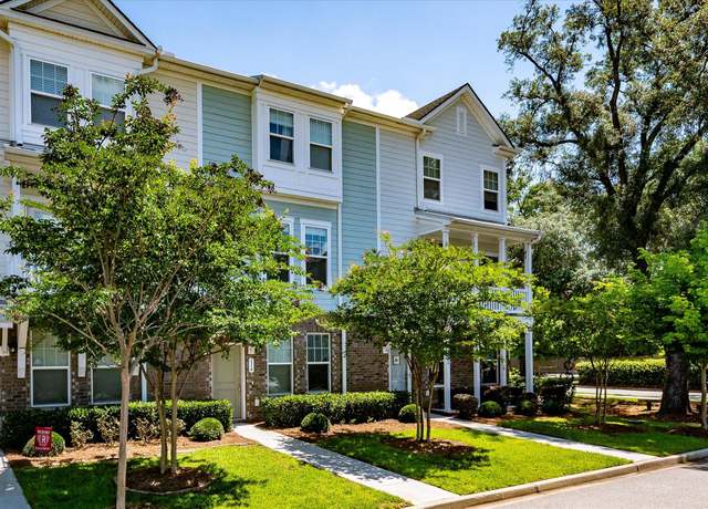 Property at 114 Rowans Creek Dr, Charleston, SC 29492, 4 beds, 3 baths