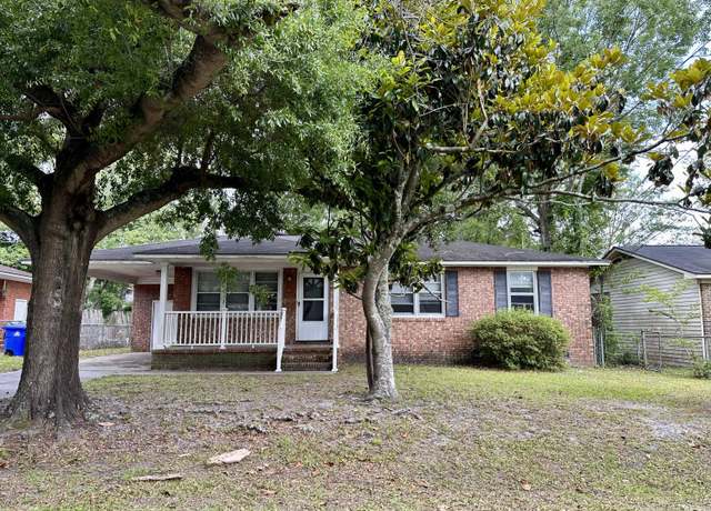 Property at 4750 Linda St, North Charleston, SC 29405, 3 beds, 1.5 baths