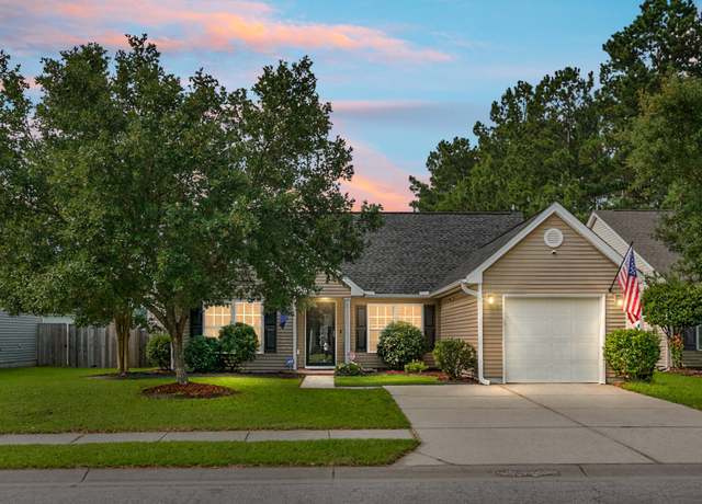 Property at 213 Avonshire Dr, Summerville, SC 29483, 3 beds, 2 baths