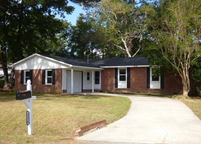 Property at 1278 S Lenevar Dr, Charleston, SC 29407, 3 beds, 2 baths