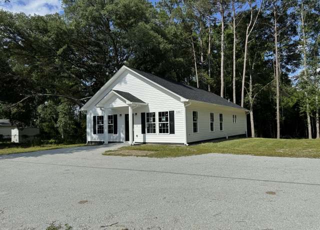 Property at 522 Miracle Dr, Eutawville, SC 29048, 3 beds, 2 baths
