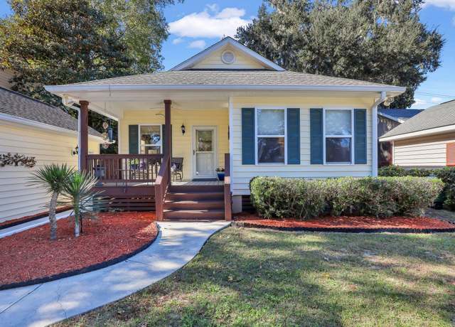 Property at 3 Kings Cross Ct, Beaufort, SC 29902, 3 beds, 2 baths