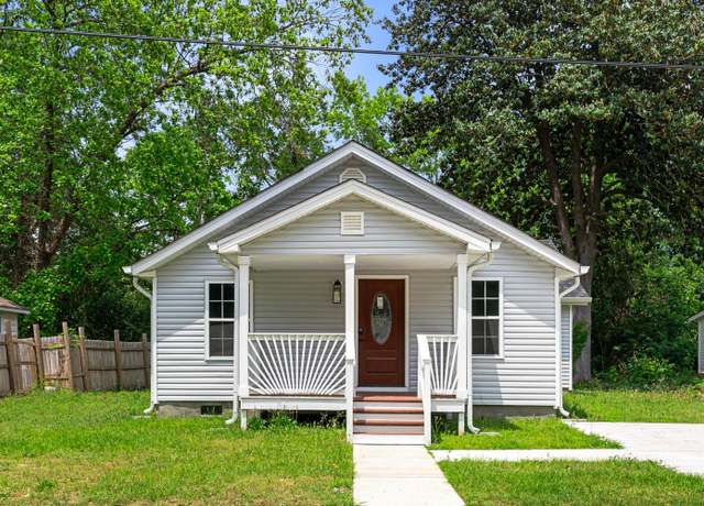 Property at 565 Louis St, Orangeburg, SC 29115, 3 beds, 2 baths