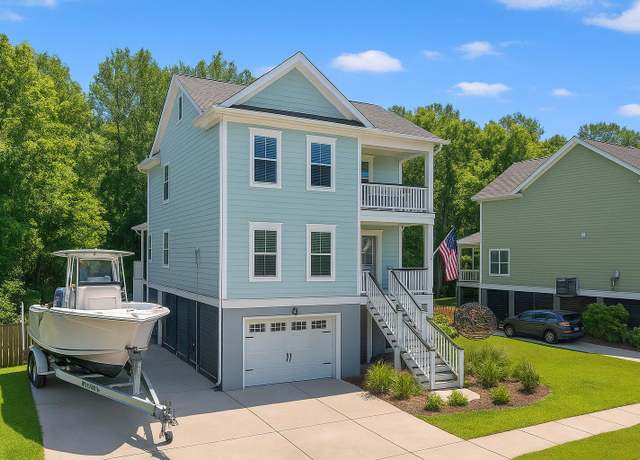 Property at 3751 Copahee Sound Dr, Mount Pleasant, SC 29466, 4 beds, 3 baths
