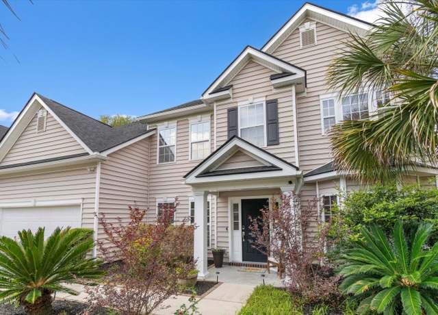 Property at 5258 Mulholland Dr, Summerville, SC 29485, 5 beds, 3 baths