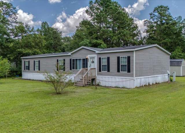 Property at 226 Swanson Dr, Summerville, SC 29483, 4 beds, 3 baths