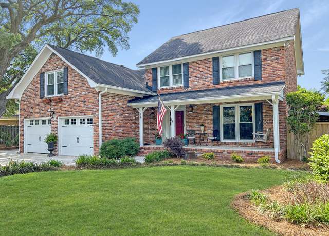 Property at 16 Charlyn Dr, Charleston, SC 29407, 3 beds, 2.5 baths