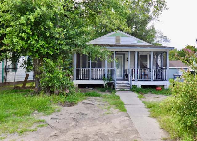 Property at 2264 Bailey Dr, North Charleston, SC 29405, 4 beds, 2.5 baths