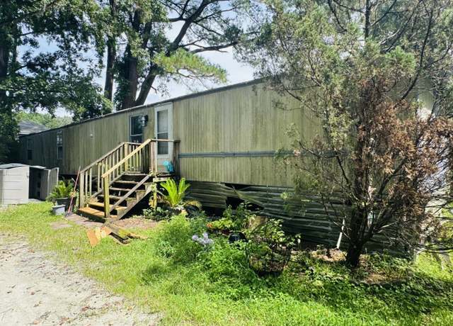 Property at 156 Mapleridge, Goose Creek, SC 29445, 4 beds, 2 baths