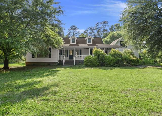 Property at 520 Givhans Rd, Ridgeville, SC 29472, 3 beds, 3 baths