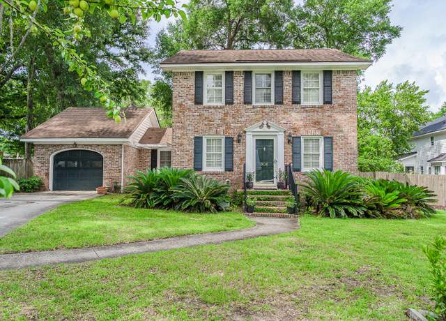 Property at 906 Night Heron Dr, Mount Pleasant, SC 29464, 4 beds, 3.5 baths
