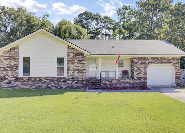 Property at 304 Kershaw Rd, Summerville, SC 29486, 4 beds, 2 baths