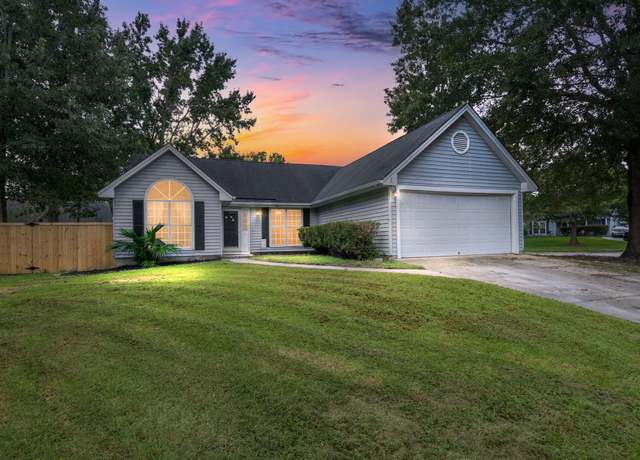 Property at 215 Woodland Lakes Rd, Goose Creek, SC 29445, 3 beds, 2 baths