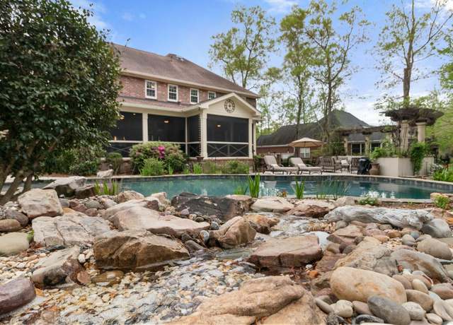 Property at 4217 Sawgrass Dr, Charleston, SC 29420, 4 beds, 4.5 baths