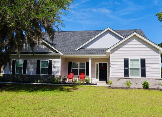 Property at 206 N Levee Dr, Georgetown, SC 29440, 3 beds, 2 baths