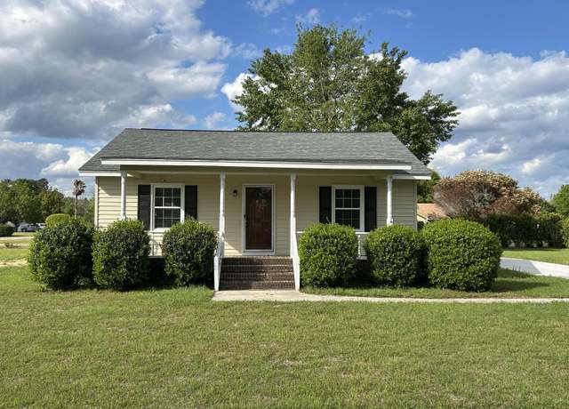 Property at 206 Dora Dr, Saint George, SC 29477, 2 beds, 1 bath