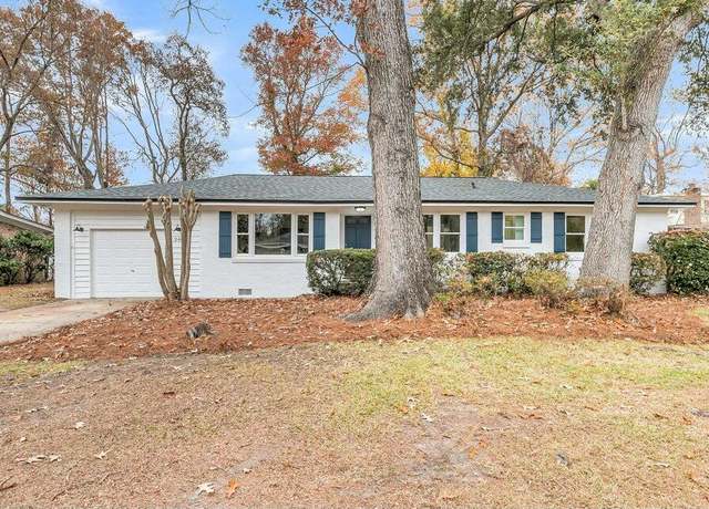 Property at 2462 Swallow Dr, Charleston, SC 29414, 3 beds, 2 baths