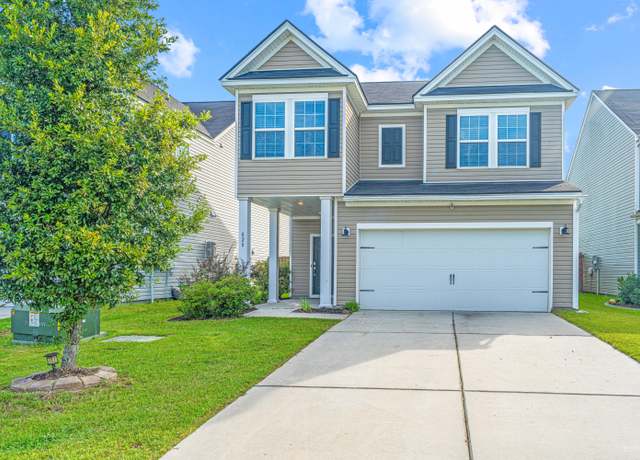 Property at 828 Redbud Ln, Summerville, SC 29486, 3 beds, 2.5 baths