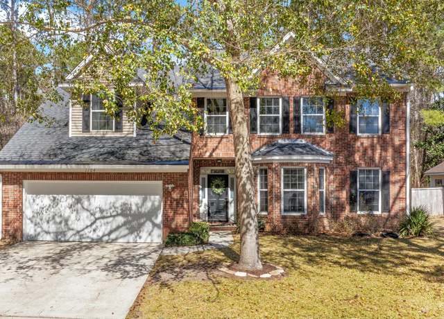 Property at 1104 Old Course Ln, Mount Pleasant, SC 29466, 3 beds, 2.5 baths
