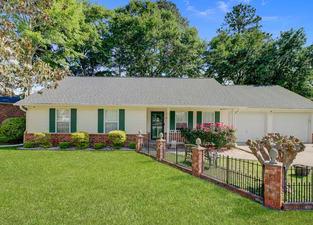 Property at 3360 Pinewood Dr, Ladson, SC 29456, 4 beds, 2 baths
