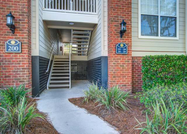 Property at 1600 Long Grove Dr #214, Mount Pleasant, SC 29464, 2 beds, 1 bath