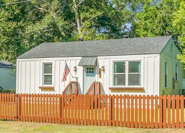 Property at 2650 Madden Dr, North Charleston, SC 29405, 3 beds, 2 baths