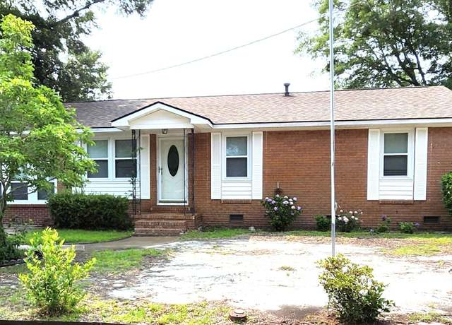 Property at 4029 Karen Dr, North Charleston, SC 29405, 3 beds, 1.5 baths
