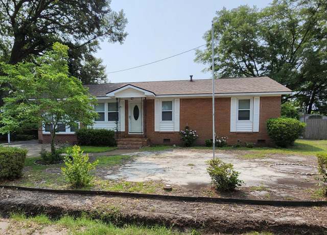 Property at 4029 Karen Dr, North Charleston, SC 29405, 3 beds, 1.5 baths