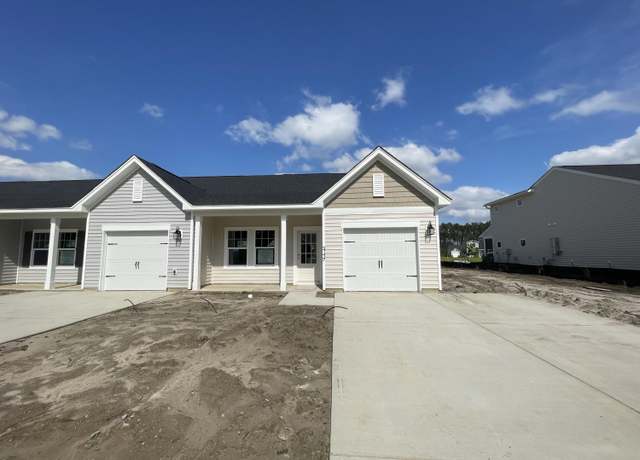 Property at 947 Dusk Dr, Summerville, SC 29486, 2 beds, 3 baths