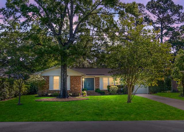 Property at 32 Heathwood Dr, Charleston, SC 29407, 3 beds, 2 baths