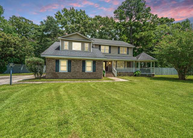 Property at 103 Windsor Ct, North Charleston, SC 29418, 4 beds, 2.5 baths