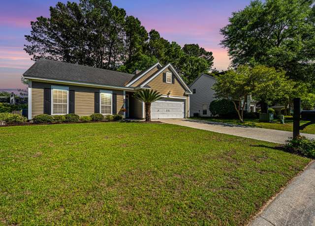 Property at 522 Antebellum Ln, Mount Pleasant, SC 29464, 3 beds, 2 baths