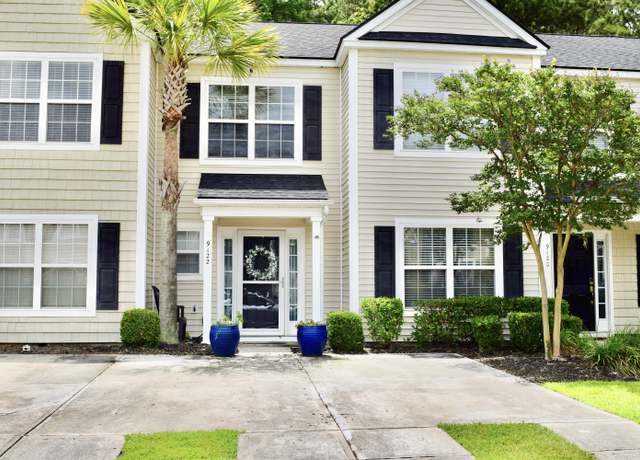 Property at 9122 Maple Grove Dr, Summerville, SC 29485, 3 beds, 3.5 baths