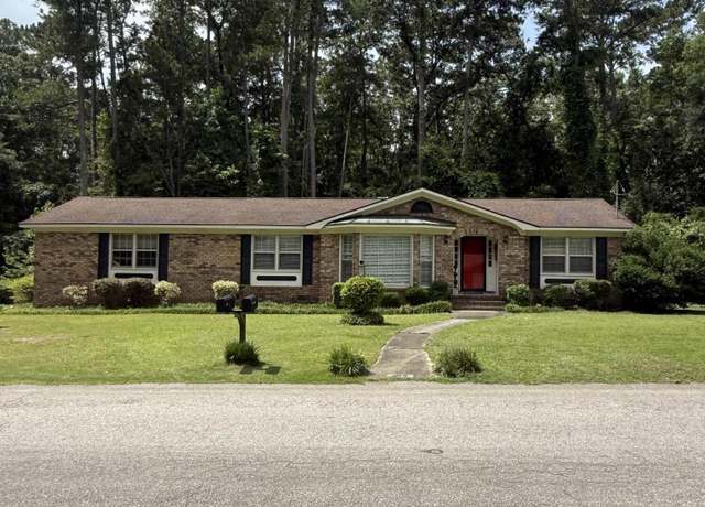 Property at 214 E Mikel Dr, Summerville, SC 29485, 3 beds, 2 baths
