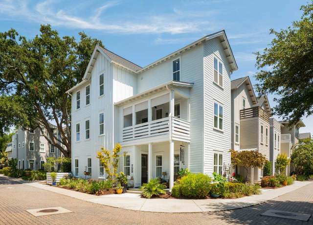 Property at 129 Bratton Cir, Mount Pleasant, SC 29464, 4 beds, 2.5 baths