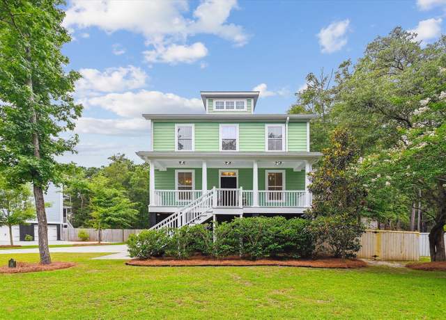 Property at 3636 Purple Martin Ct, Mount Pleasant, SC 29466, 3 beds, 2.5 baths